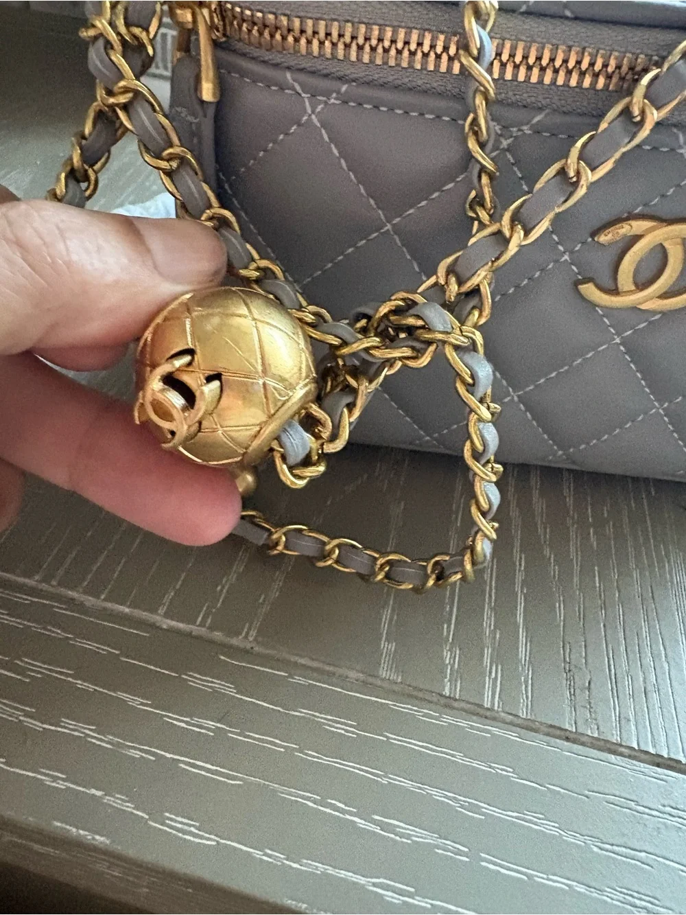 FaSHION Quilted Light Gray Cosmetic Case with Gold adjustable Chain Accent